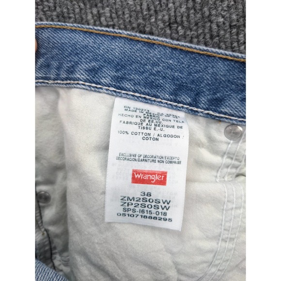 Mens Wrangler Authentics Jean Shorts Size 38 Blue Denim ZM2S0SW 18.5W 9 Inseam - Picture 9 of 11